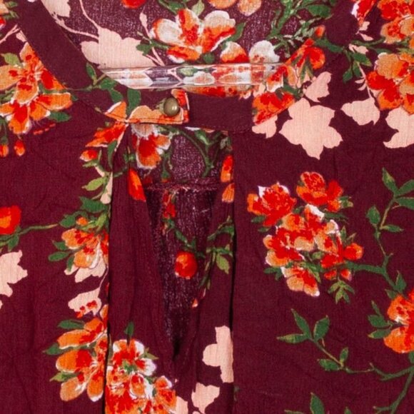 Umgee Womens Floral Keyhole Blouse Size 1XL Long Bell Sleeves Whimsigoth Flowy - Picture 4 of 9